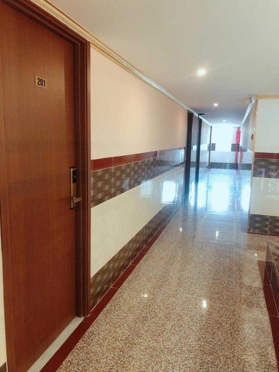 Nhan Duc Hotel Ho Chi Minh City Bagian luar foto